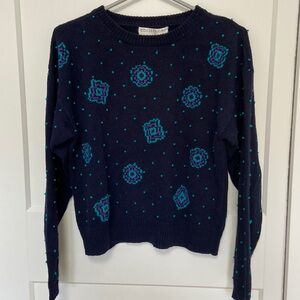 Vintage Women’s sweater size medium